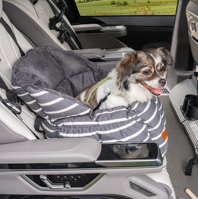 MIERES Dog Car Seats for Small Dogs,Portable Dog Booster Car Seat with Safety Buckle,Elevated Pet Travel Carrier,Fits Pets Up to 25lbs for Cars,Trucks & SUVs